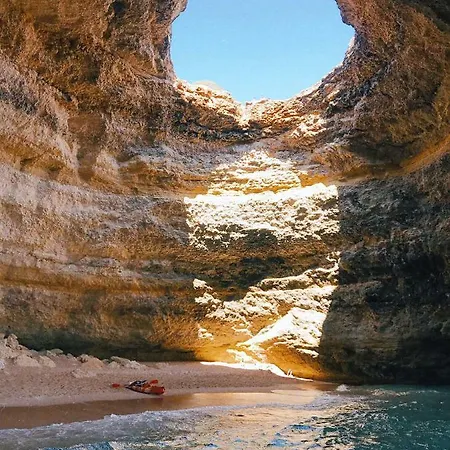 Vasco Da Gama Hostel *